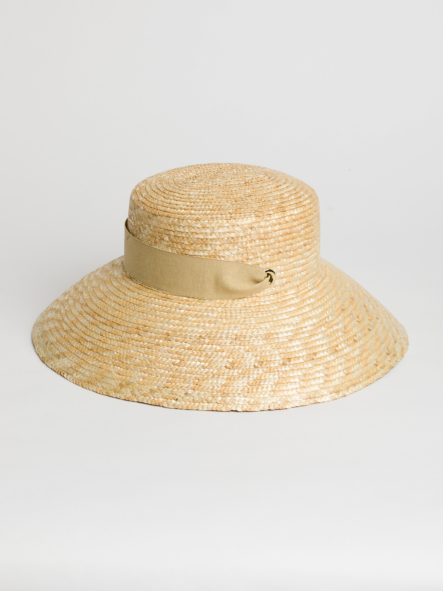 Cappello in paglia con fiocco