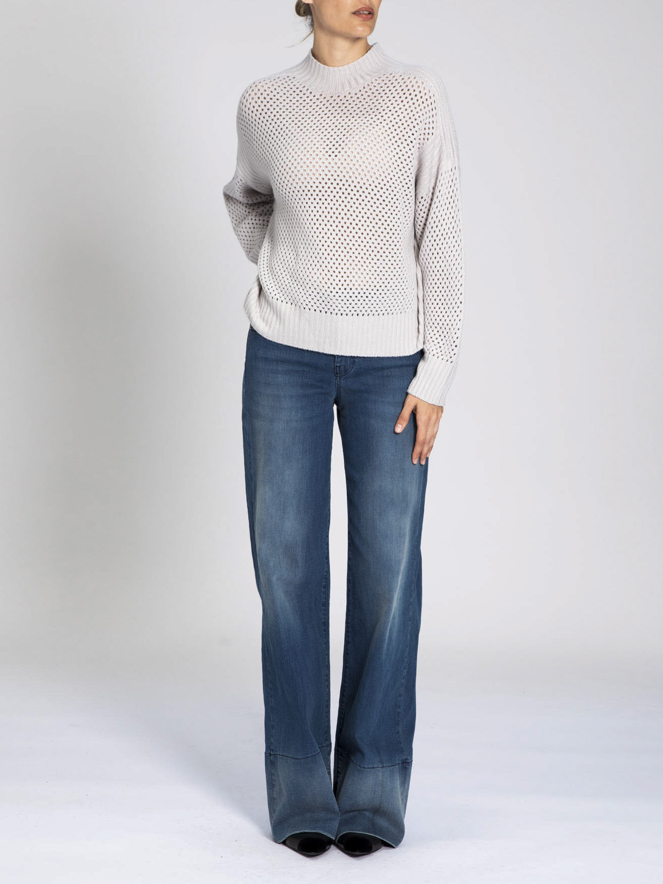 High neck mesh stitch sweater