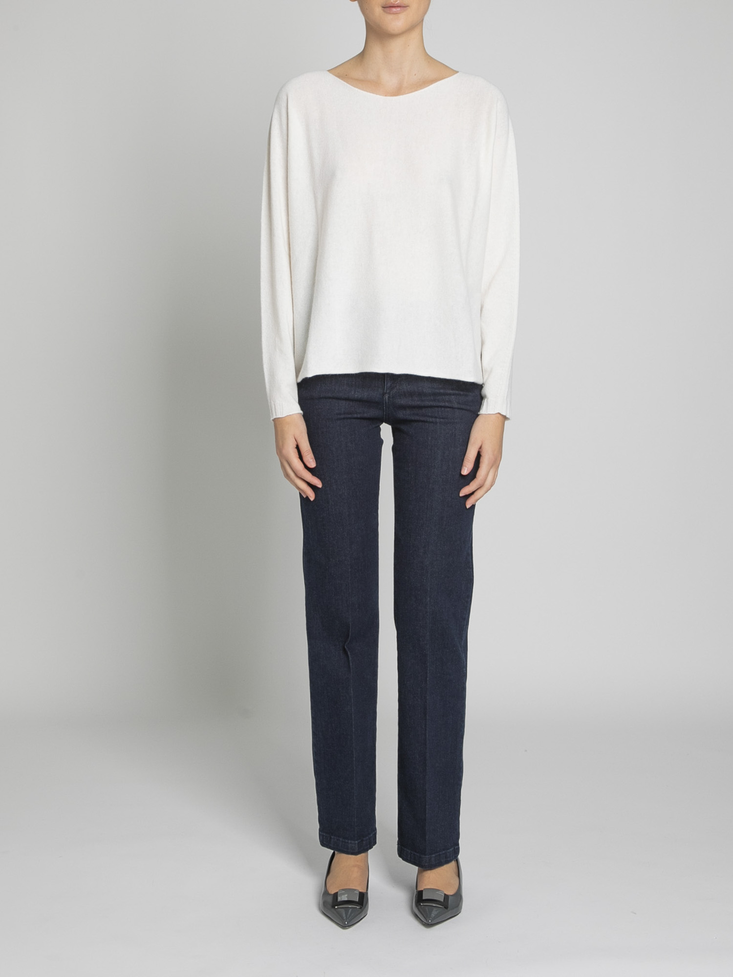 Cashmere blend crew neck sweater
