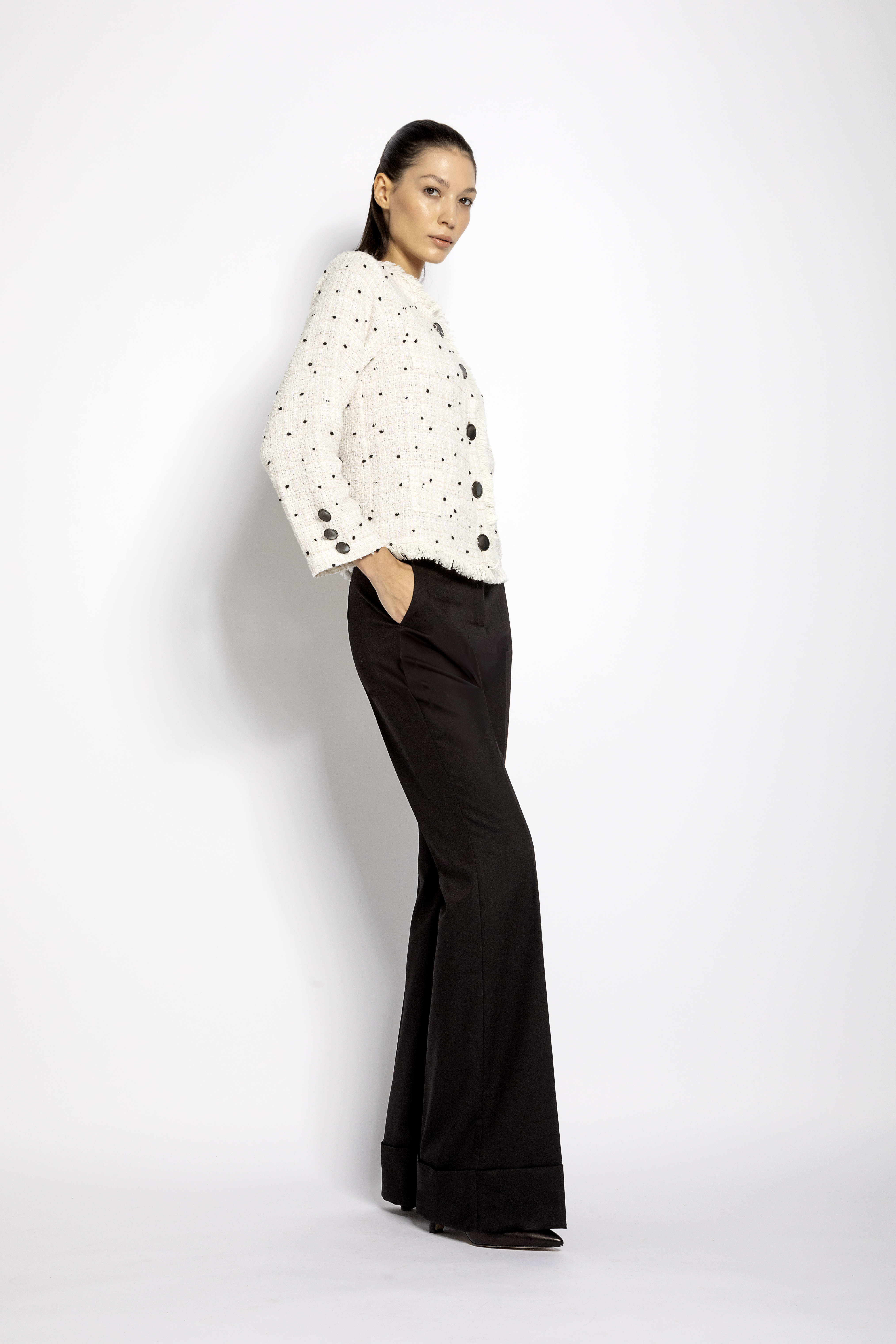 Flare pants with lapels