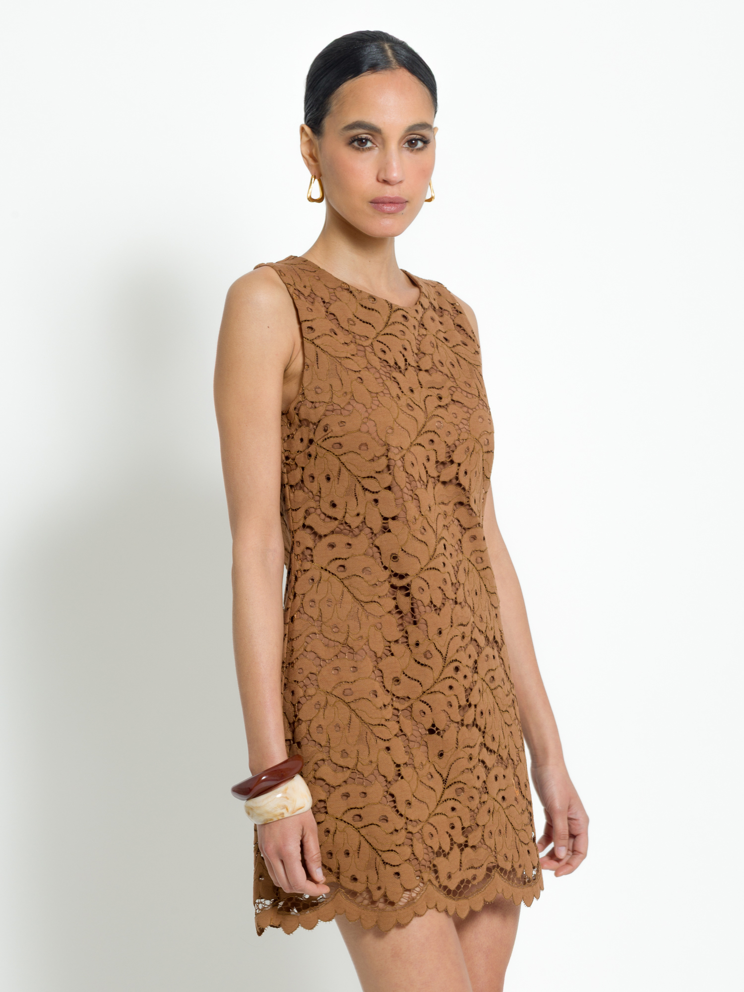 Short lace dress