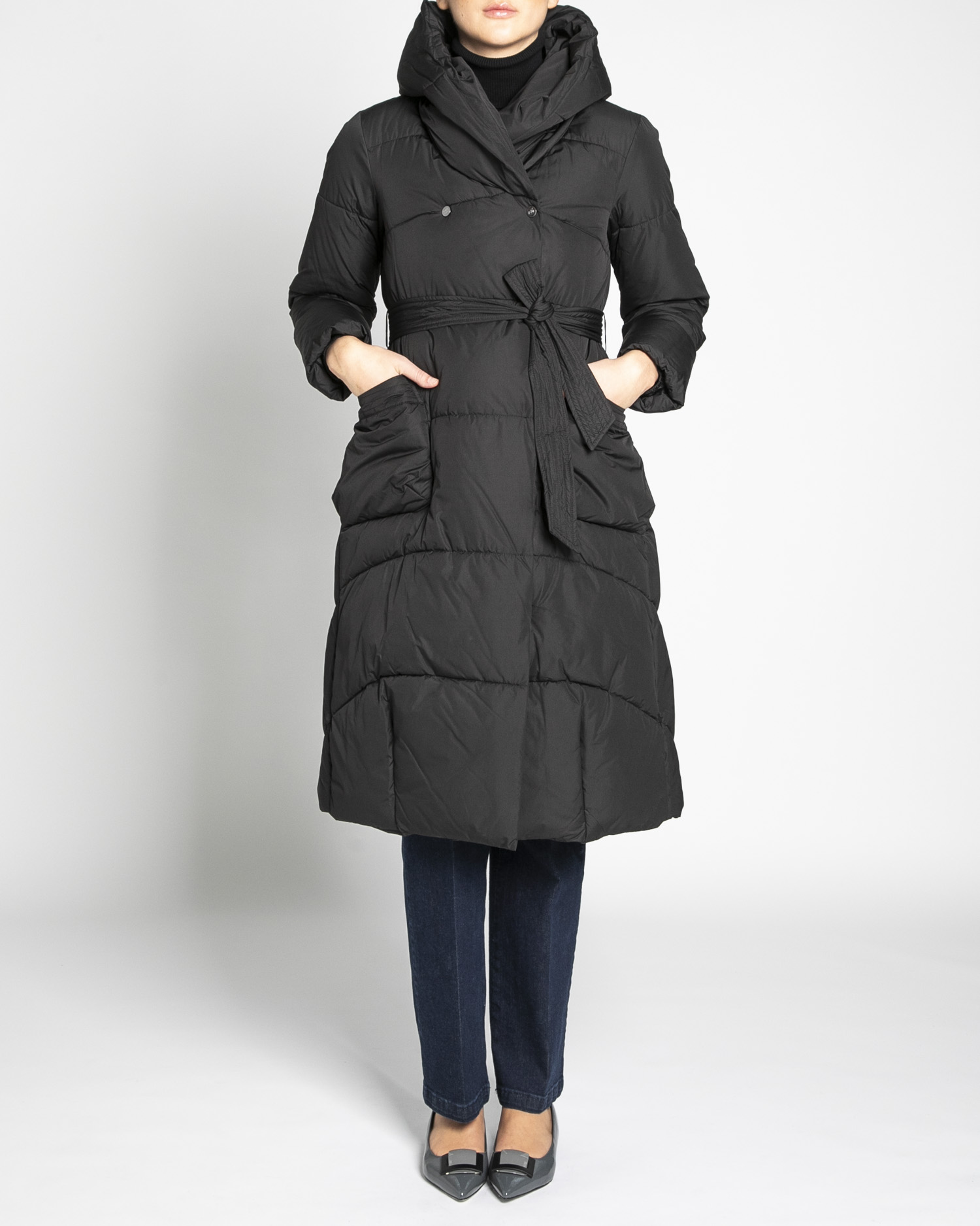 Long double-breasted down jacket with hood