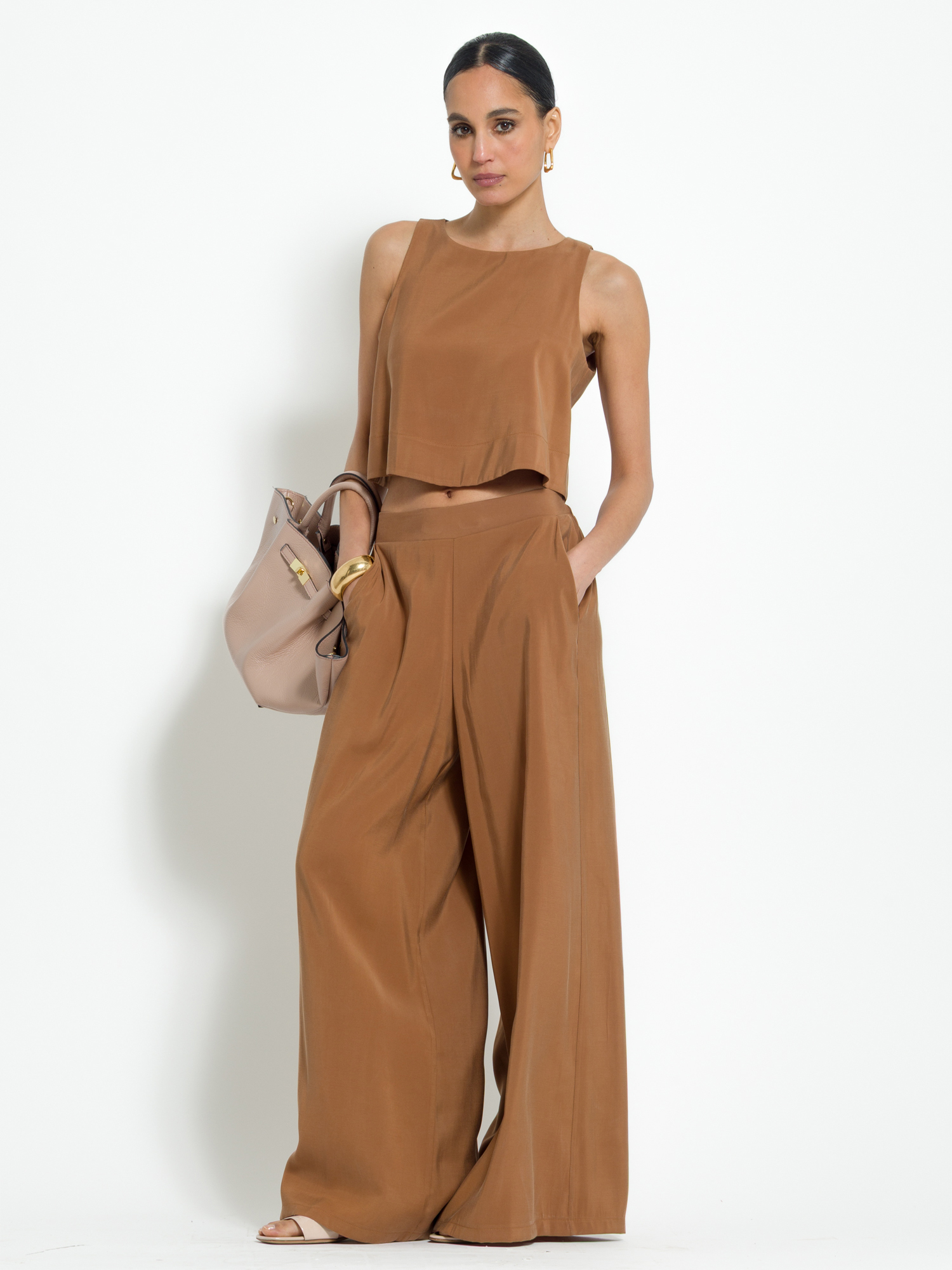 Pantalone fluido gamba larga